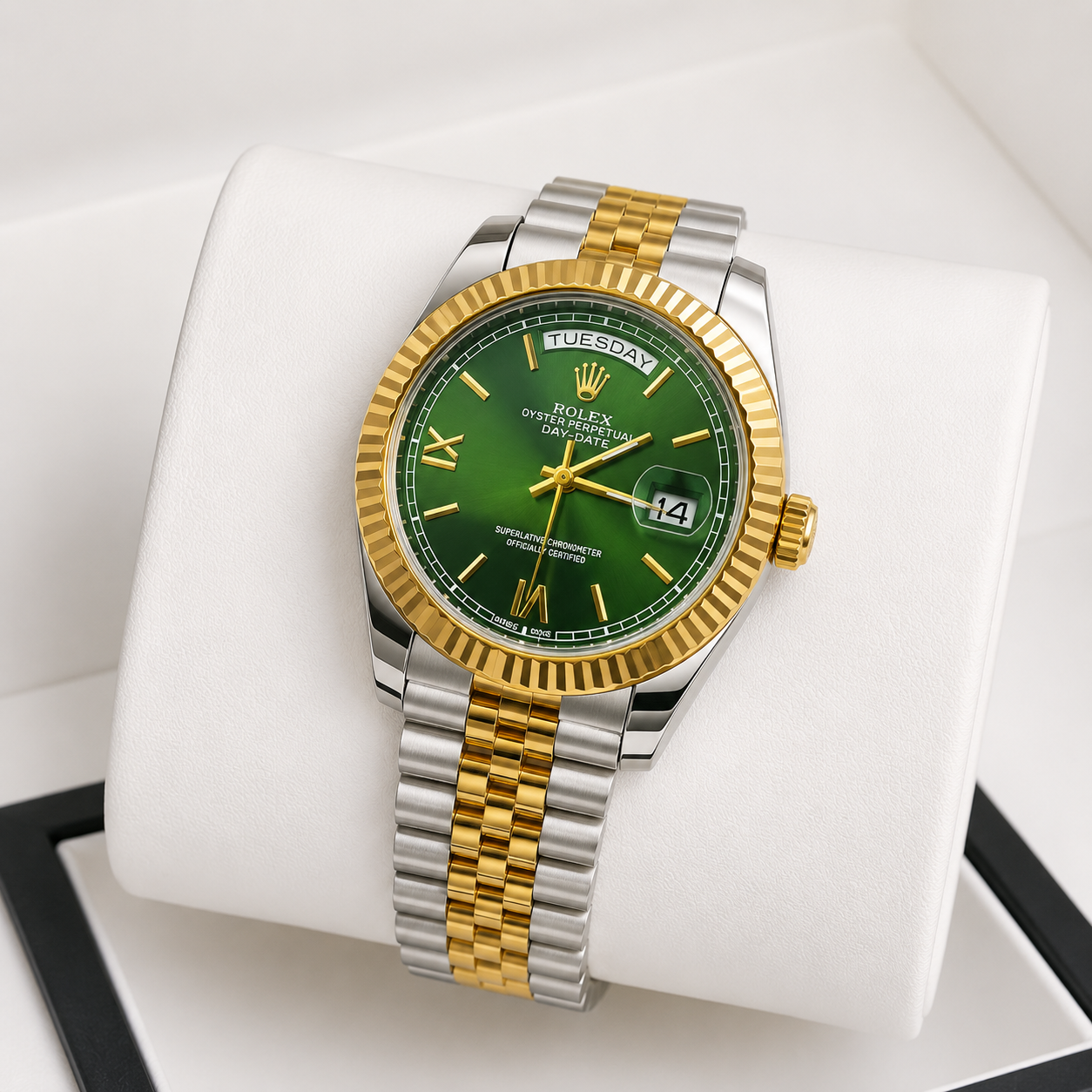 Rolex Day-Date Automatic Luxury Men's Watch – Fluted Bezel & Jubilee Bracelet
