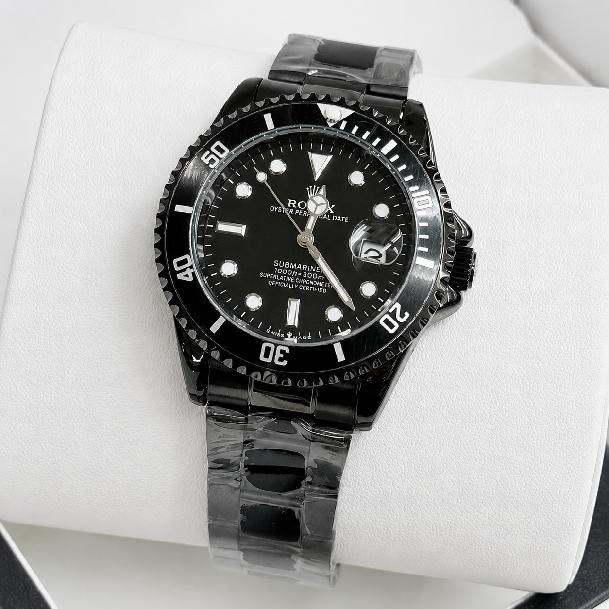 Rolex Submariner Date Two-Tone Steel & Yellow Gold — Black Dial & Black Bezel