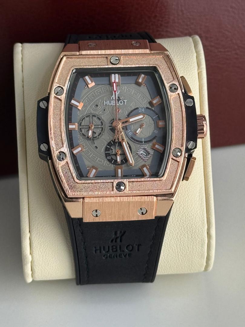 Hublot Spirit of Big Bang King Gold Black Rubber Chronograph Watch