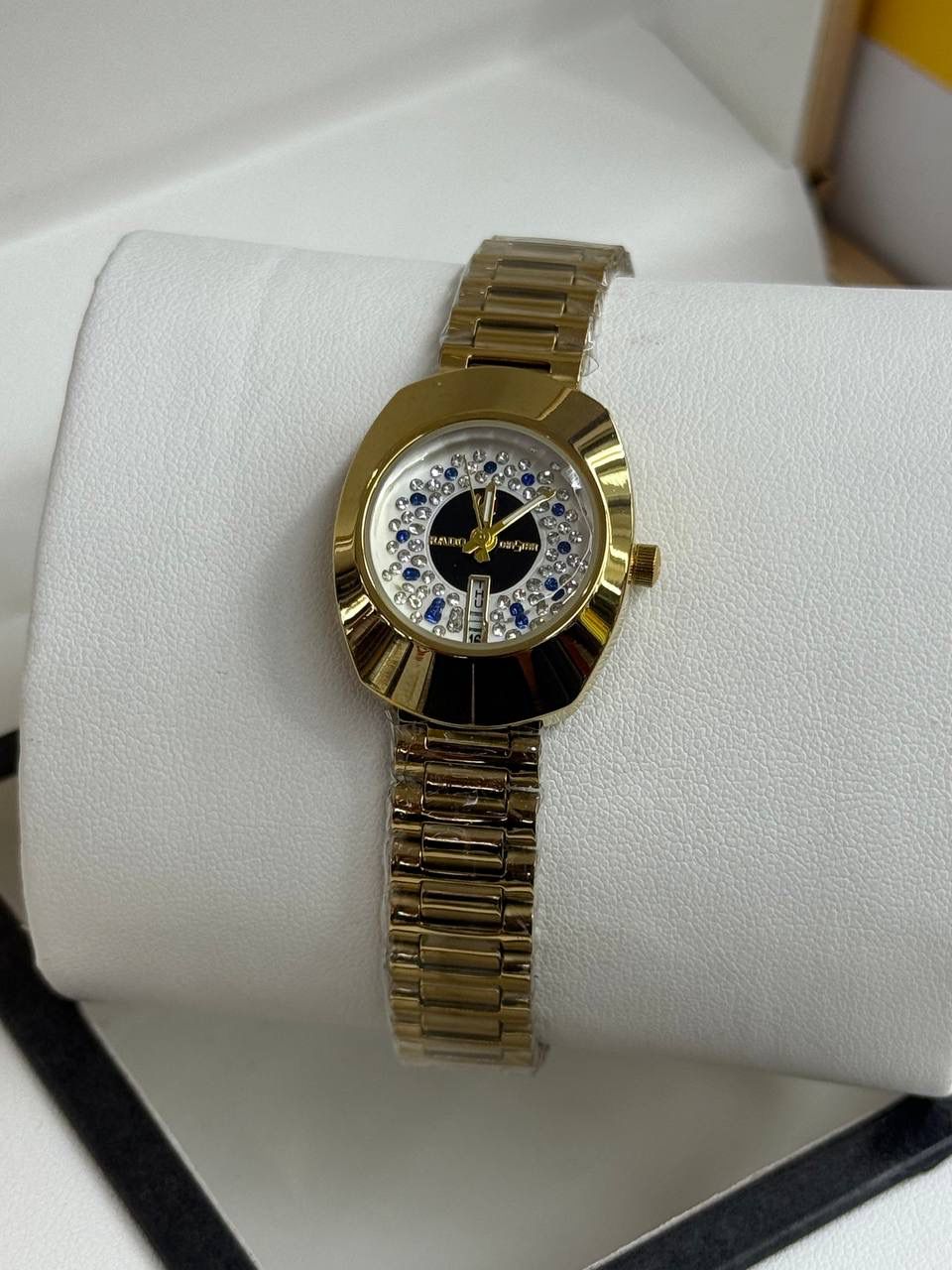 Rado Ladies Gold Watch | Crystal Diamond Dial | Battery Quartz | Ready Stock