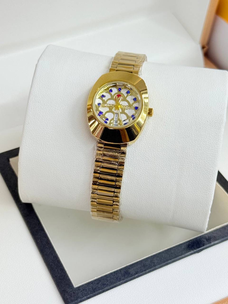 Rado Ladies Gold Watch | Crystal Diamond Dial | Battery Quartz | Ready Stock