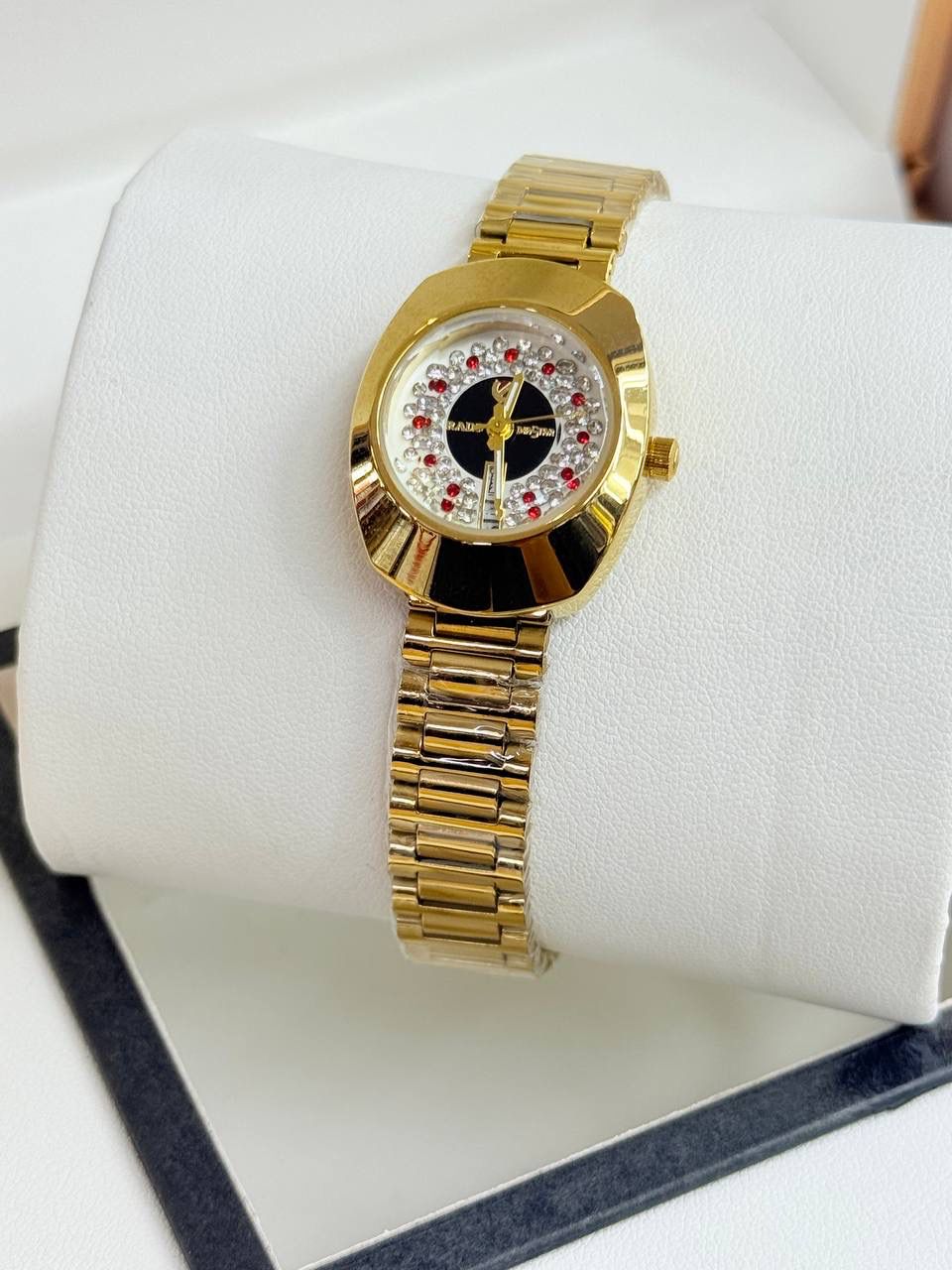 Rado Ladies Gold Watch | Crystal Diamond Dial | Battery Quartz | Ready Stock