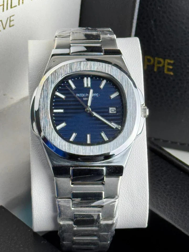 Patek Philippe Nautilus Men's Watch | Silver Stainless Steel | Date Display | Luxury Timepiece