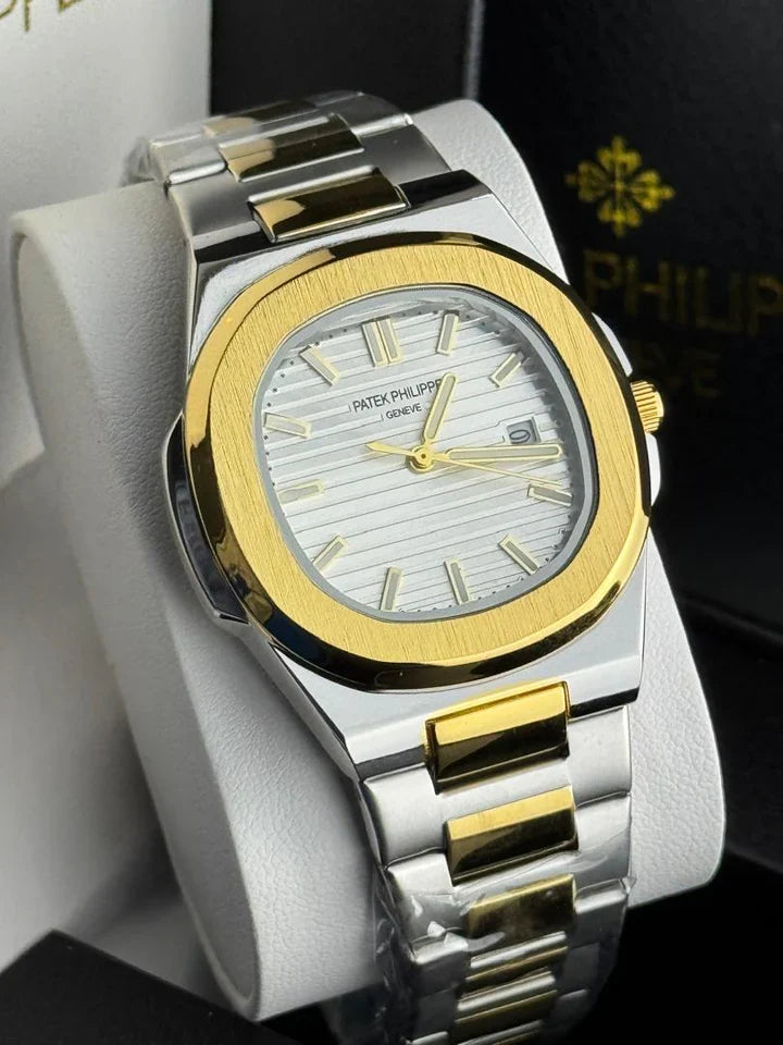 Patek Philippe Nautilus Men's Watch | Silver Stainless Steel | Date Display | Luxury Timepiece