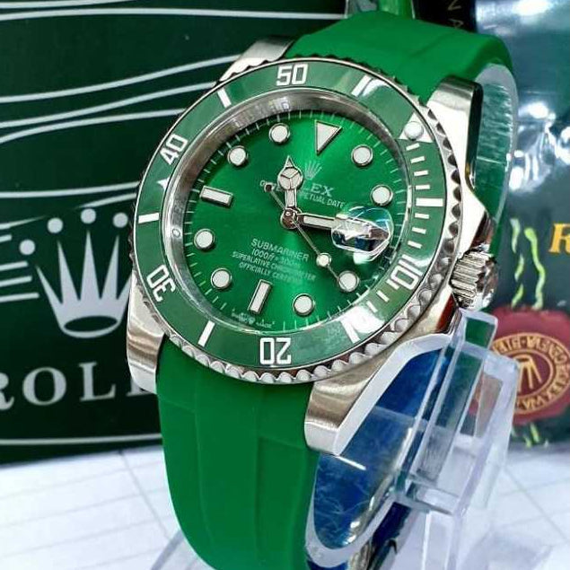 Full Black Automatic Men's Watch – Diamond Hour Markers, Date Function, Lume, 31 Variants