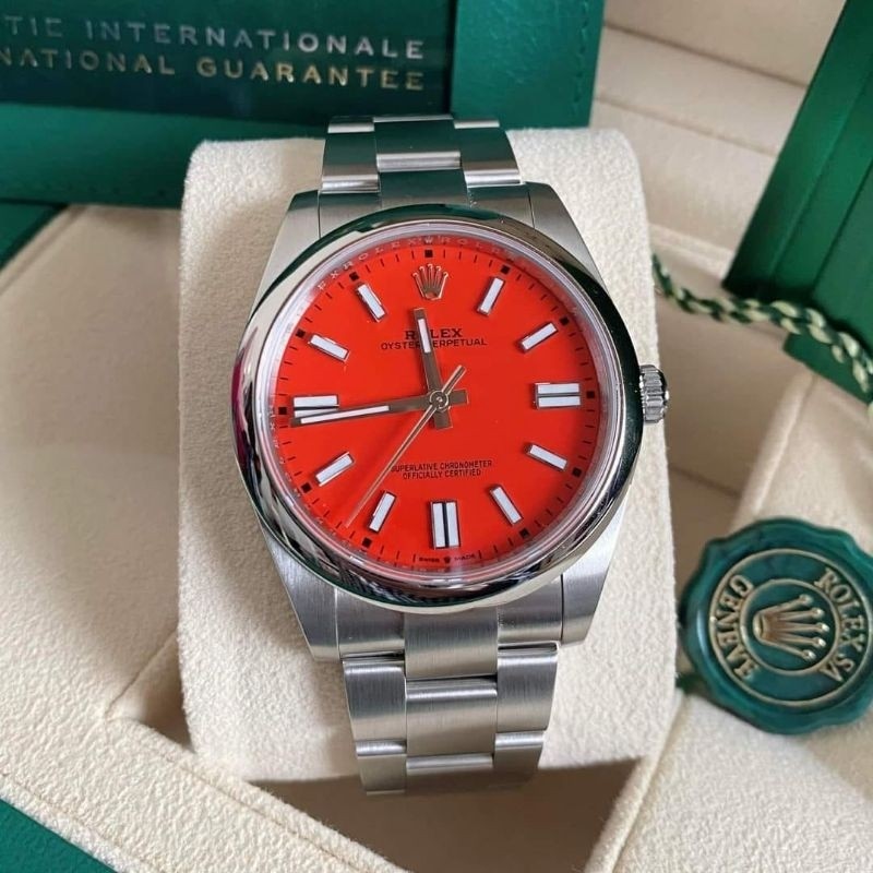 Rolex Oyster Perpetual Datejust Men's Automatic Watch 40mm | 904L Oystersteel | Ceramic Bezel | Date Display